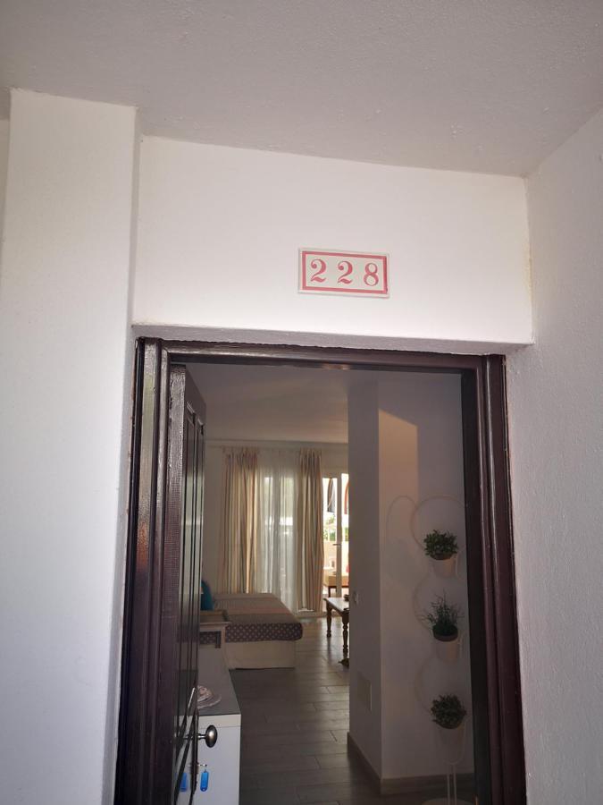 Comfortable Cleo Apartment With Large Terrace Costa Teguise Dış mekan fotoğraf